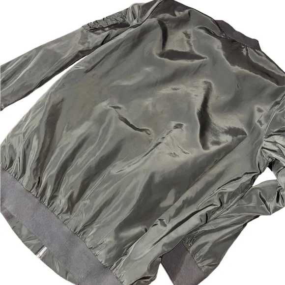 active usa jacket - Picture 2 of 5